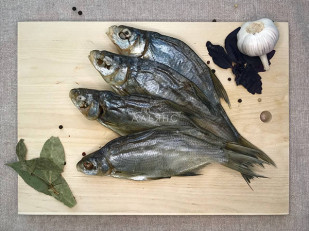 Арахис со вкусом грибов со сметаной: Густера вяленая